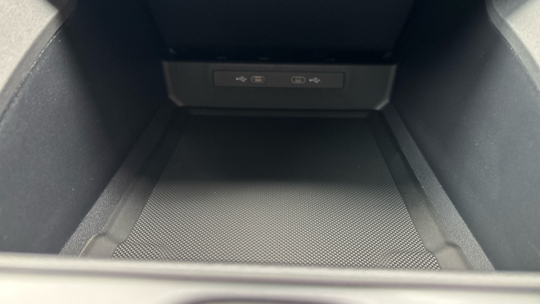 Ford Capri 210kW Premium 77kWh 5dr Auto Electric Estate